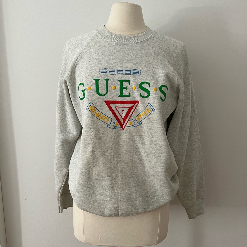 Vintage Guess sweatshirt.